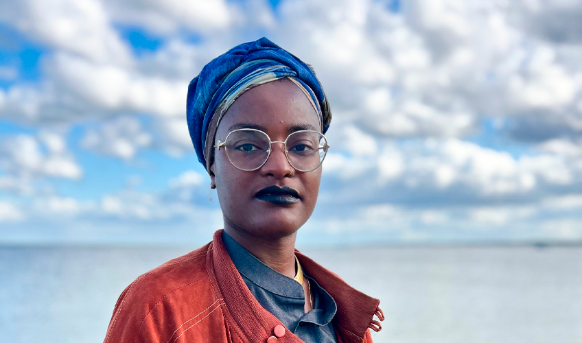 Portræt af Aaiùn Nin